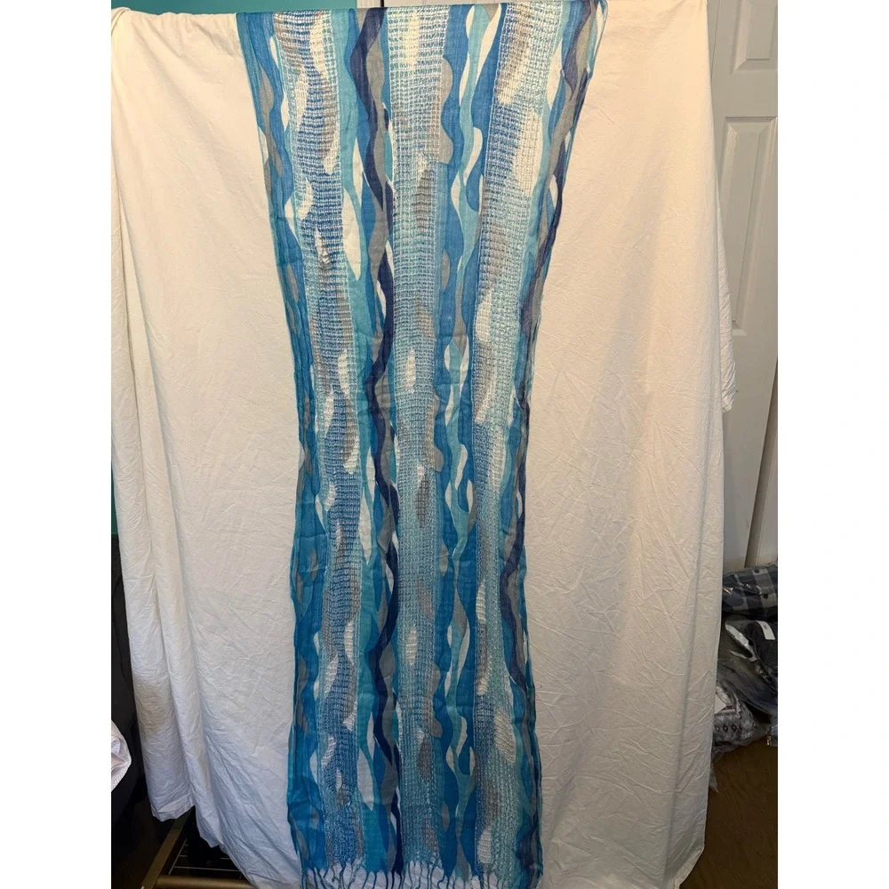 Blue Abstract Wavy Print Viscose Lightweight‎ Fringe Scarf Wrap
